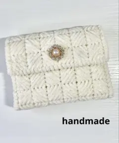 ☆ポーチ☆ カードケース　ホワイトラメ