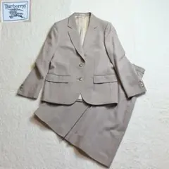 新品 BURBERRYs リネン100% ロゴ刻印 ジャケット セットアップ M 新品 BURBERRYs リネン100% ロゴ刻印 ジャケット セットアップ M
