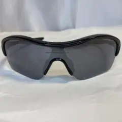 オークリー　Oakley ブラック スポーツサングラス　ケース付き