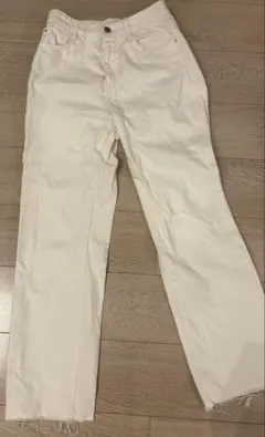 ZARA ホワイトデニム EUR38 美品 1回着用 切りっぱなし ストレート