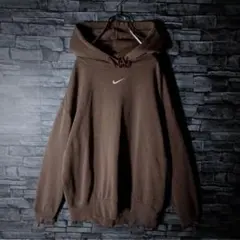 ナイキオーバーサイスパーカー センター刺繍ロゴ スケボ ストリート 海外規格