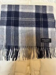 Joshua Ellis マフラー