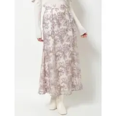 マーキュリーデュオ メロンチュール刺繍セミフレアスカート