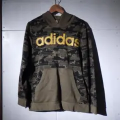 adidas カモフラージュ フード付きパーカー