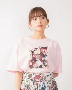 (新品タグ付き)Lois CRAYON 半袖Tシャツ 子鹿プリント ピンクのサムネイル