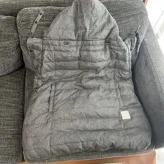 Baby Hopper 抱っこ紐　防寒ケープ