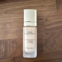 Dior Prestige UVプロテクター 30ml