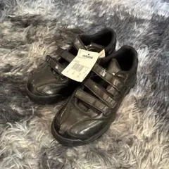 adidas シューズ