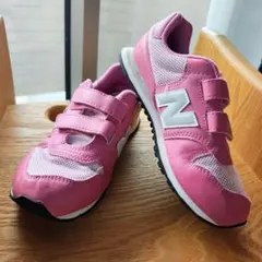 New Balance ピンク スニーカー ベルクロ 20cm