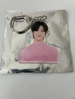SEVENTEEN DINO アクリルキーホルダー POP UP STORE - メルカリ