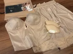 bridal bloom ショートビスチェC70(未使用パッド付)+フレアパンツ