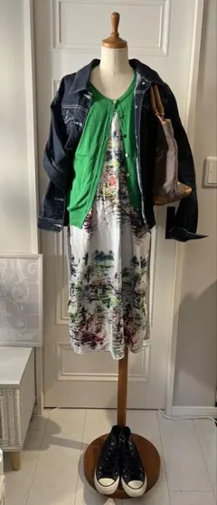 Item thumbnail for item dc9655a5-3423-4eb1-afdd-a139cfe9711a