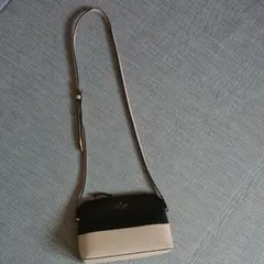 ショルダーバッグのサムネイル