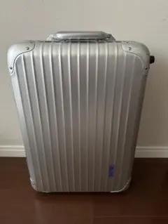 RIMOWA リモワトパーズ4輪 マルチホイール32L アルミニウム（シルバー） RIMOWA（リモワ） TOPAS TITANIUM MULTIWHEEL トパーズ チタニウム