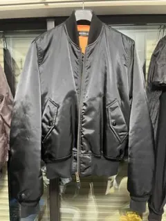 バレンシアガ BALENCIAGA デムナボンバージャケット MA1 ブラックのサムネイル
