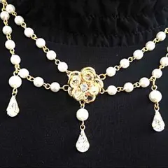 未使用 多重花びらのクリスタルお花 パールネックレス ゴールド
