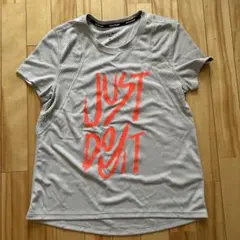 NIKE ナイキ ドライフィット　スポーツTシャツ　レディース　M グレー