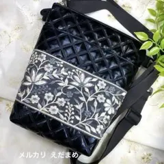 スマホショルダー サコッシュ ポシェット インド刺繍 長財布縦入れ 肩紐調整可