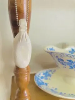 ヴィンテージ風　陶土ハンドメイド　ペンダントトップ　チャーム　siro2