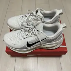 ナイキ ボメロ NIKE Zoom Vomero18 ホワイト