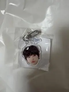 treasure ジフン 喜怒哀楽顔アクキー