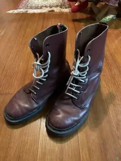 ドクターマーチン10ホールレザー ワークブーツ/チェリーレッド