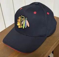 【NHL】シカゴ・ブラックホークス ベースボールキャップ 黒　アイスホッケーのサムネイル