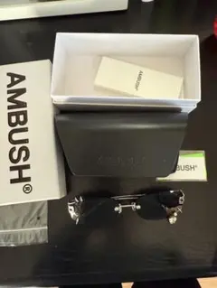 AMBUSH ピアスサングラスのサムネイル