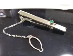 ○2559#0421　緑色のストーン付きタイバー(素材:SILVER)　0407