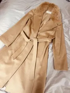 カシミヤ100% ブルーフォックスファー付きベージュロングコート