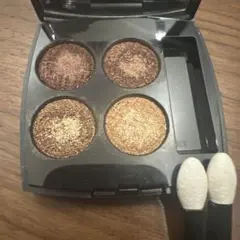 シャネル　レキャトルオンブルツイード01 ツイードキュイヴレ　アイシャドウ