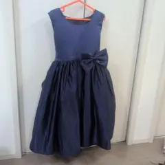 ネイビーリボン付きフレアドレス