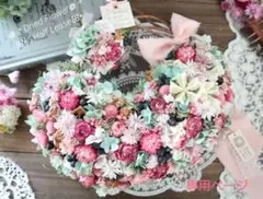 ドライフラワーꕤ︎︎スプレーバラと秋色紫陽花ꕤ︎︎お花いっぱい花籠リースꕤ︎︎