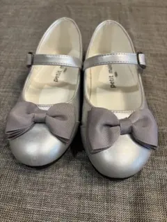 19センチ　シルバー リボン付き フォーマルシューズ