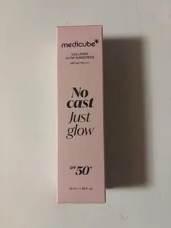 メディキューブ　コラーゲングロウサンクリーム50ml 日焼け止め　韓国コスメのサムネイル