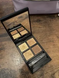 ADDICTION TOKYO ザアイシャドウパレット004