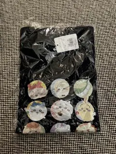ちいかわもぐもぐ本舗　TシャツL