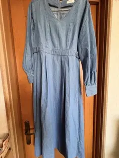 Te chichi デニムブルー Vネック長袖ワンピース