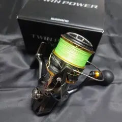 シマノ　20ツインパワー　4000XG 美品のサムネイル