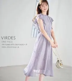 新品未開封＊トッコ　ラッフルフリルシャーリングイレヘムフラワーワンピース　春夏