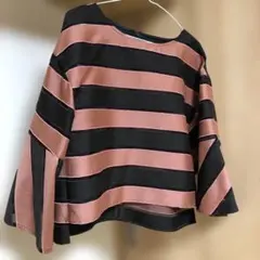 YUMA KOSHINO フレアスリーブ ボーダートップス