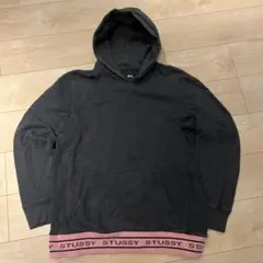STUSSY ブラック フード付きパーカー M