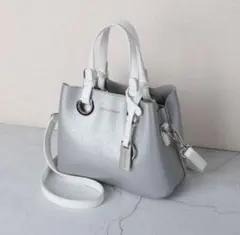シルバーハンドバッグ　ショルダーバッグ　トートバッグ
