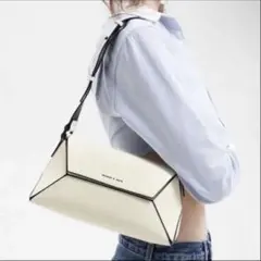 チャールズアンドキース Nasrin ナスリン ジオメトリックショルダーバッグ