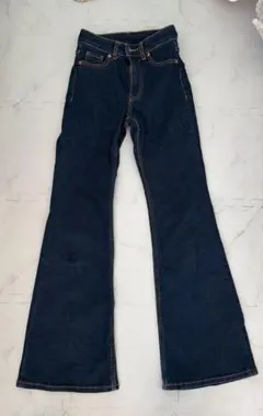 H&M フレアデニム　ストレートデニム