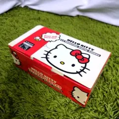 ほぼ未使用　ハローキティ フェイス形デジタルカメラ 5.0メガピクセル