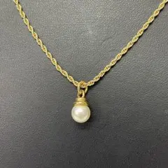 Christian Dior パールネックレス　ゴールド