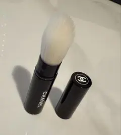 CHANEL ハイライター　ブラシのサムネイル