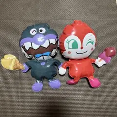 バイキンマン　ドキンちゃん