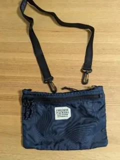 FREDRIK PACKERSショルダーバッグ/サコッシュ